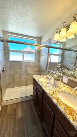 810 Thorncrest Dr, Pueblo, CO 81005