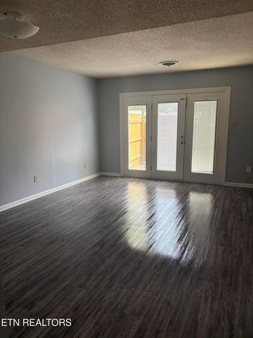 6521 Deane Hill Drive 1, Knoxville, TN 37919