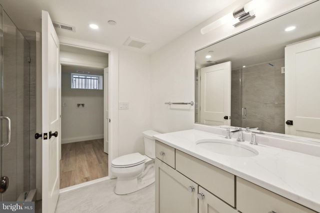 5115 42ND ST NW, Washington, DC 20016