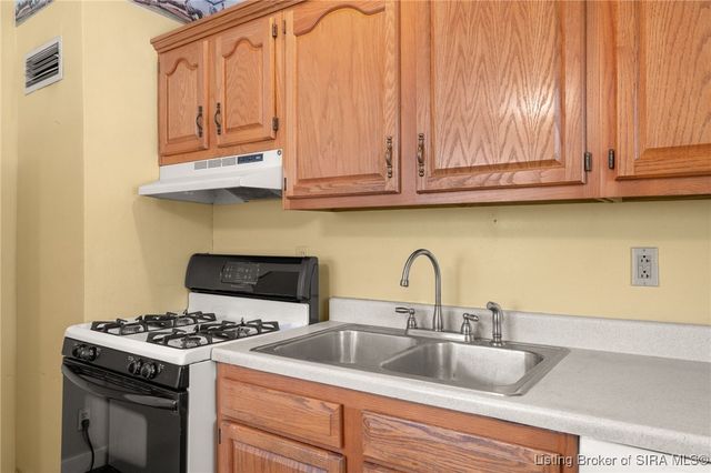 1763 N Audubon Drive, New Albany, IN 47150