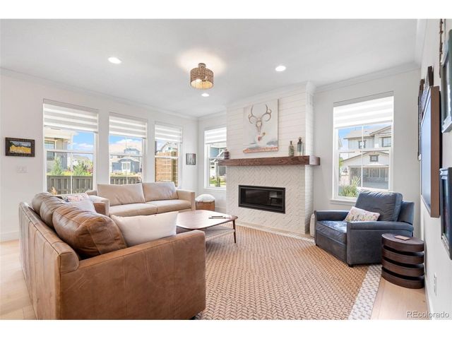 11261 Moonshimmer St, Littleton, CO 80125