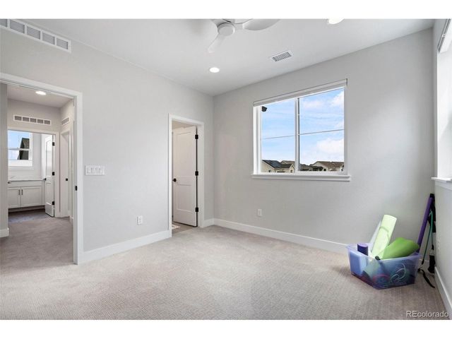 11261 Moonshimmer St, Littleton, CO 80125