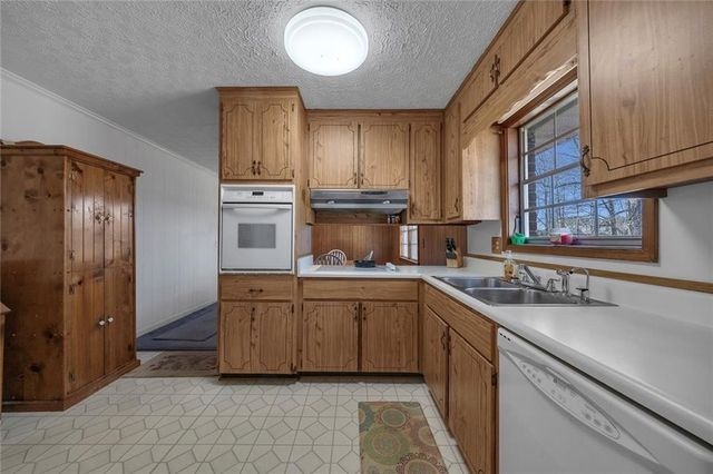 2075 Pinevale NE Drive, Marietta, GA 30066