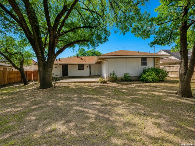 3435 SUGARHILL DR, San Antonio, TX 78230
