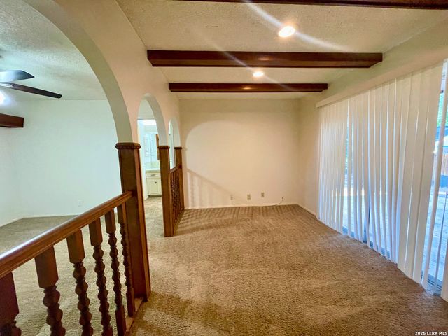 3435 SUGARHILL DR, San Antonio, TX 78230