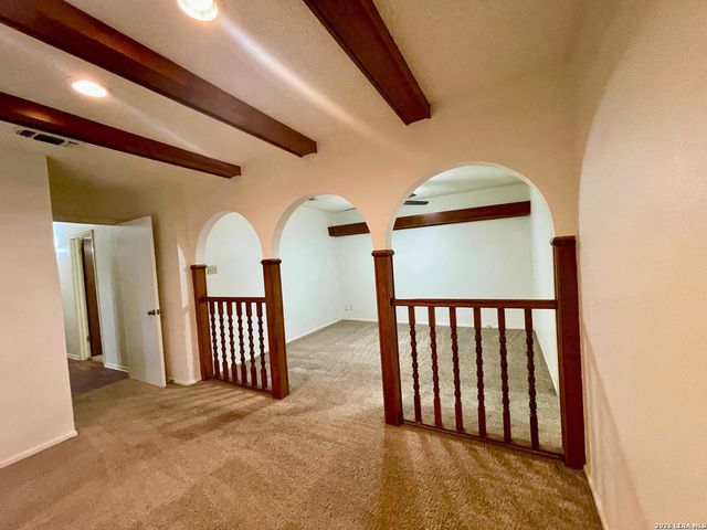 3435 SUGARHILL DR, San Antonio, TX 78230
