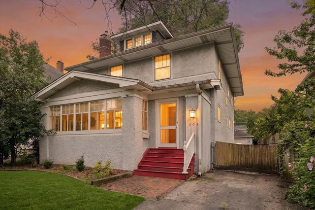 404 S Brainard Avenue, La Grange, IL 60525