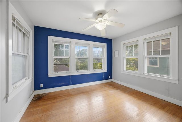 404 S Brainard Avenue, La Grange, IL 60525