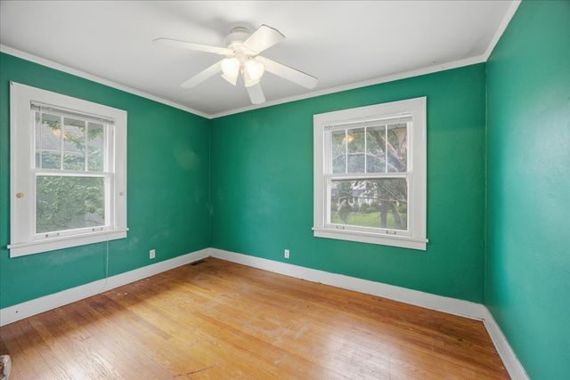404 S Brainard Avenue, La Grange, IL 60525