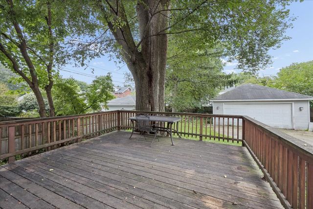 404 S Brainard Avenue, La Grange, IL 60525