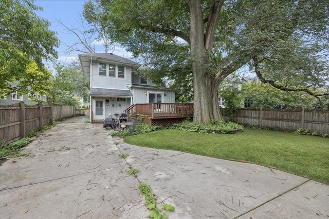 404 S Brainard Avenue, La Grange, IL 60525