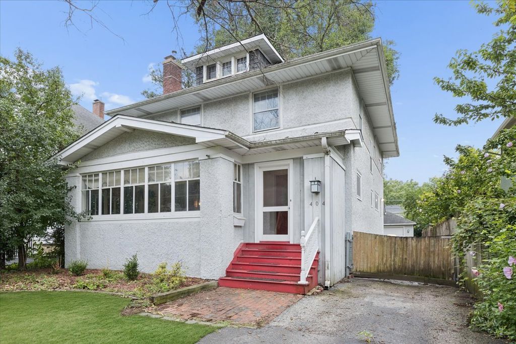 404 S Brainard Avenue, La Grange, IL 60525