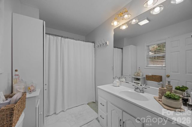 124 Lytle Cove Road, Swannanoa, NC 28778