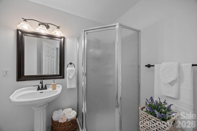 124 Lytle Cove Road, Swannanoa, NC 28778