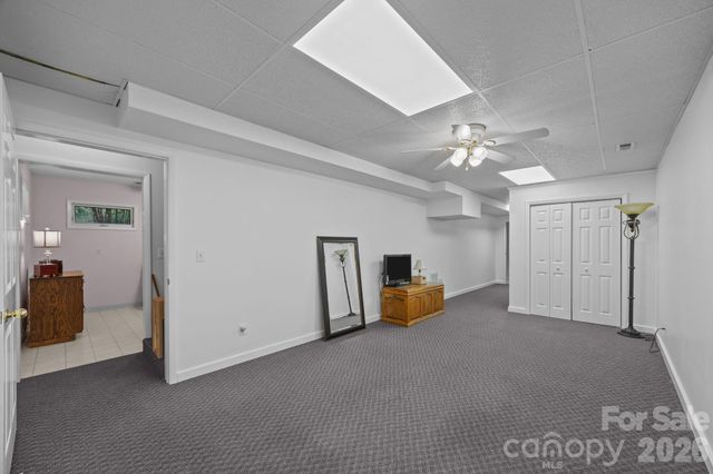 124 Lytle Cove Road, Swannanoa, NC 28778