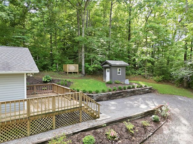124 Lytle Cove Road, Swannanoa, NC 28778