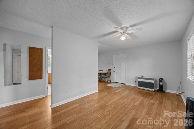 124 Lytle Cove Road, Swannanoa, NC 28778