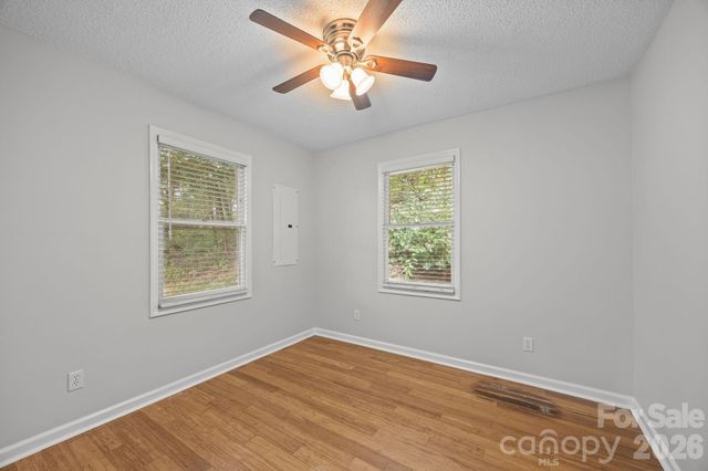 124 Lytle Cove Road, Swannanoa, NC 28778