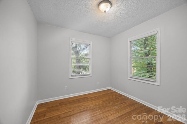 124 Lytle Cove Road, Swannanoa, NC 28778