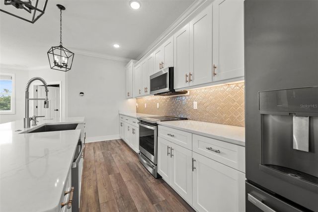 1299 SAVONA DRIVE NE, St Petersburg, FL 33702