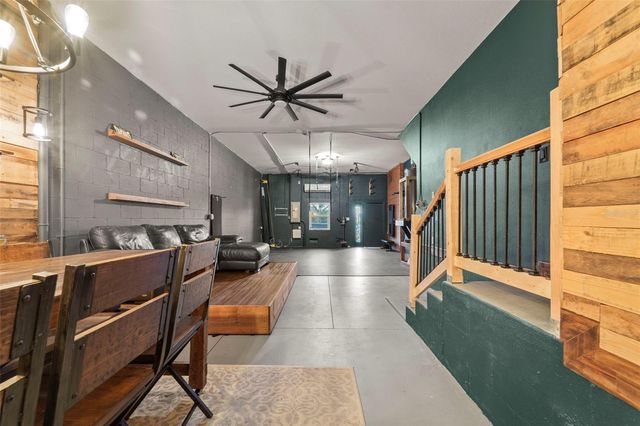 1299 SAVONA DRIVE NE, St Petersburg, FL 33702