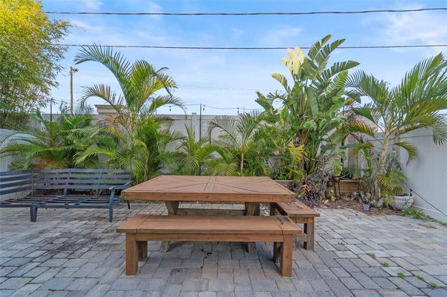 1299 SAVONA DRIVE NE, St Petersburg, FL 33702