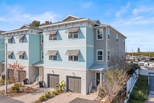 1299 SAVONA DRIVE NE, St Petersburg, FL 33702