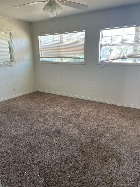 Image 3 of property listing at 11 E 29th Street, San Angelo, TX 76903