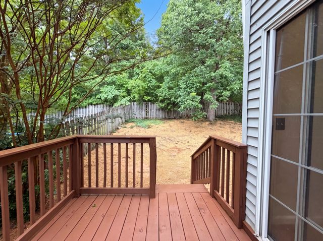 4046 Farmingham Woods Dr, Hermitage, TN 37076
