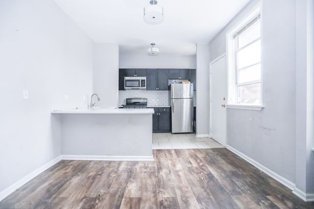 4400 N Magnolia Avenue 321, Chicago, IL 60640