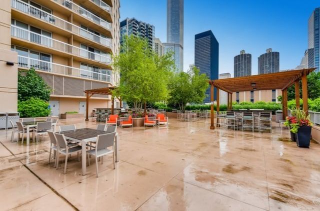 545 N Dearborn Street 2510, Chicago, IL 60654