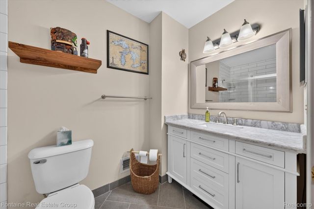 3141 High Pointe Ridge Road 26, Orion Charter Township, MI 48359
