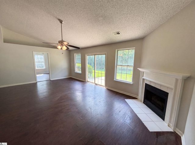 16 Red Mile Way, Taylors, SC 29687