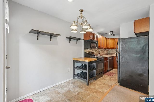 925 Main Street 10, Hackensack, NJ 07601
