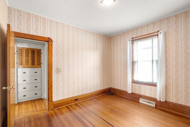 155 Birch St, New Bedford, MA 02744