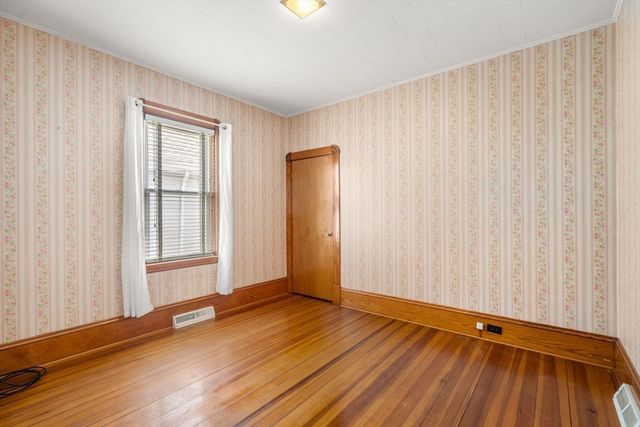 155 Birch St, New Bedford, MA 02744
