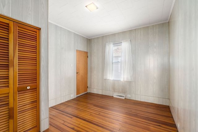 155 Birch St, New Bedford, MA 02744