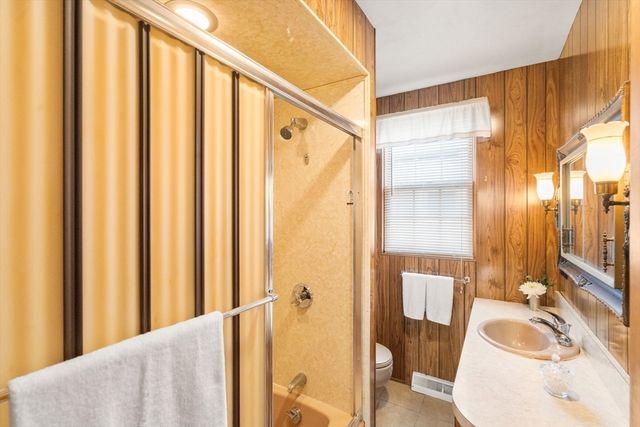 155 Birch St, New Bedford, MA 02744