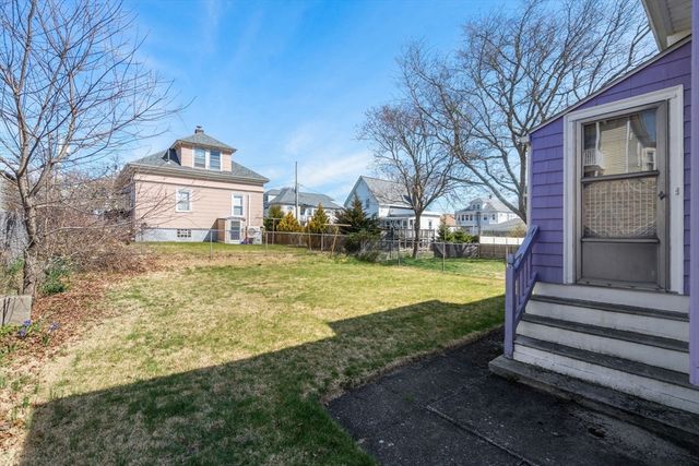 155 Birch St, New Bedford, MA 02744