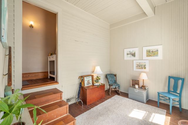 155 Birch St, New Bedford, MA 02744