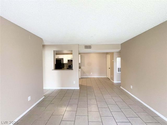 5260 Mission Monterey Lane 103, Las Vegas, NV 89107