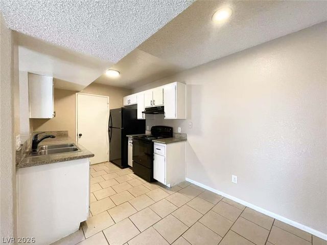 5260 Mission Monterey Lane 103, Las Vegas, NV 89107