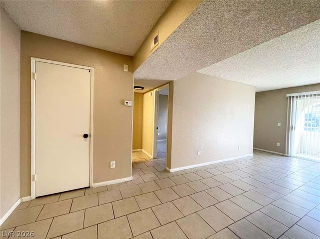 5260 Mission Monterey Lane 103, Las Vegas, NV 89107
