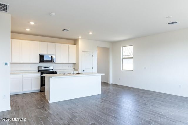 865 W Calle Alta Curva, Sahuarita, AZ 85629