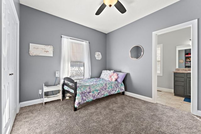 6776 Fox Crossing, Knox, IN 46534