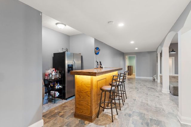 6776 Fox Crossing, Knox, IN 46534