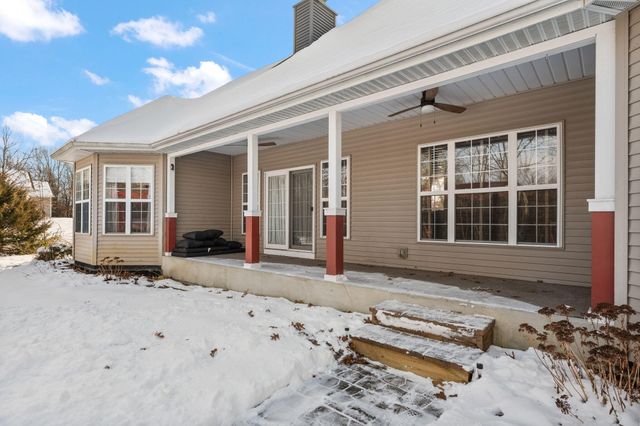 6776 Fox Crossing, Knox, IN 46534