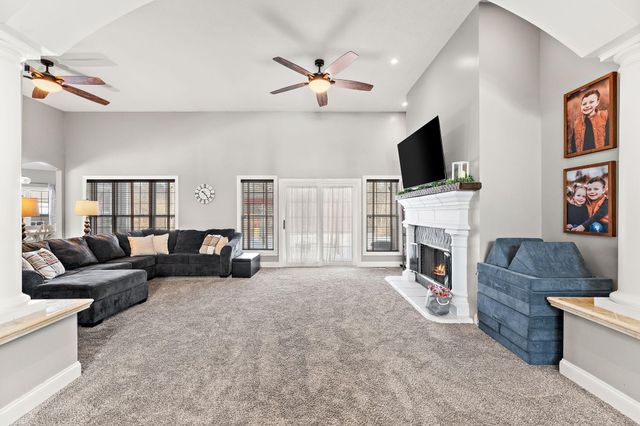 6776 Fox Crossing, Knox, IN 46534