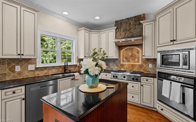 3602 Brooks Hill Court, Browns Summit, NC 27214