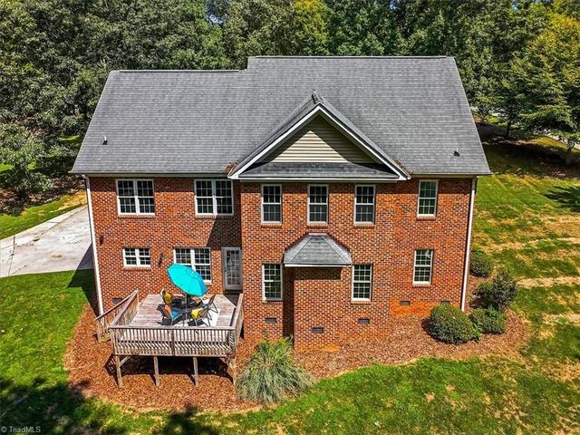 3602 Brooks Hill Court, Browns Summit, NC 27214